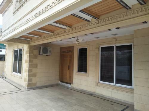 Hostal Rehaish Inn