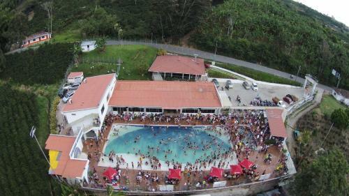 Sky Club Eco Hotel
