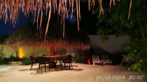 Hostal Ras Beach Inn