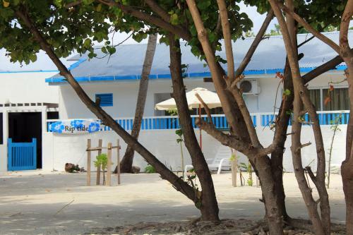 Hostal Rip Tide Vacation Inn, K.guraidhoo