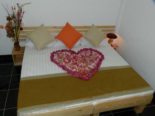 Hostal Faza View Inn