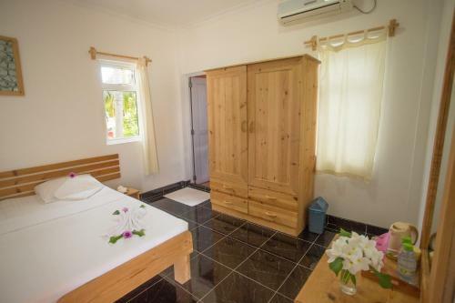 Hostal Faza View Inn