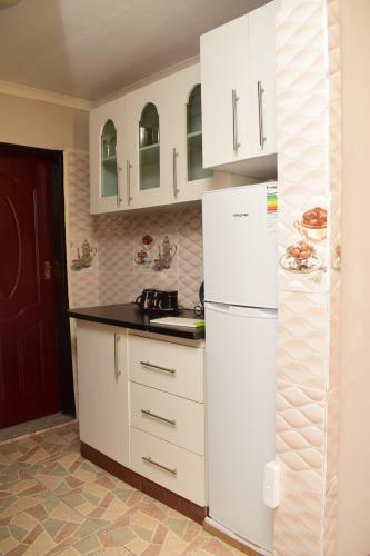 Hostal 244 Guest House