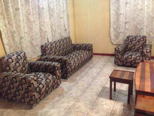 Hostal Maoni Guest House