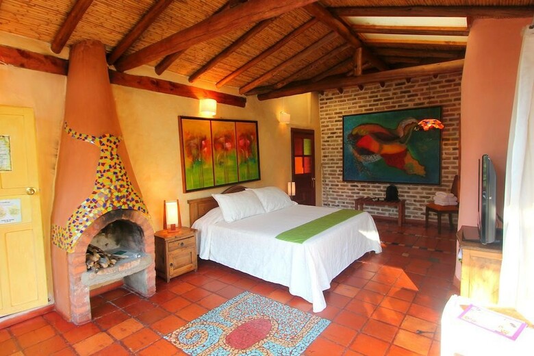 Hotel Suites Arcoiris