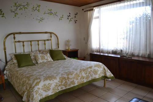 Hostal Miravalle Suites