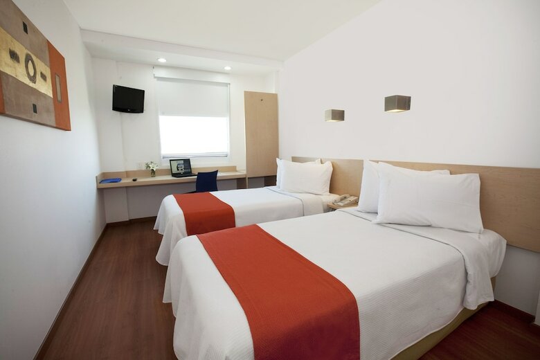 Hotel One Saltillo Derramadero