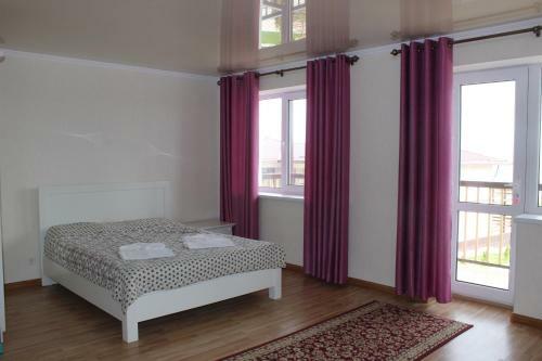 Simiram Hotel