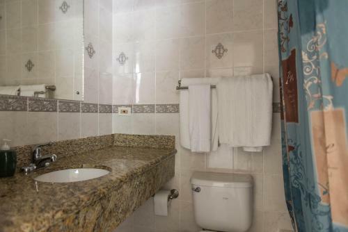 The Royal Kensington Villa 4