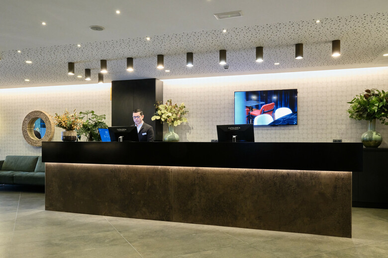 Hotel Catalonia Park G�ell