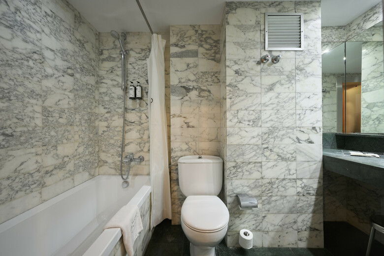 Hotel Catalonia Park G�ell