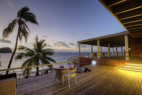 Hotel Vomo Island Resort
