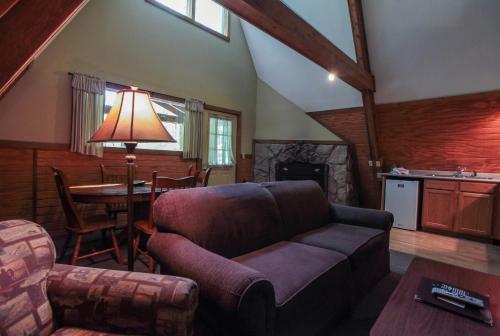 A-frame #12 - Hocking Hills Home