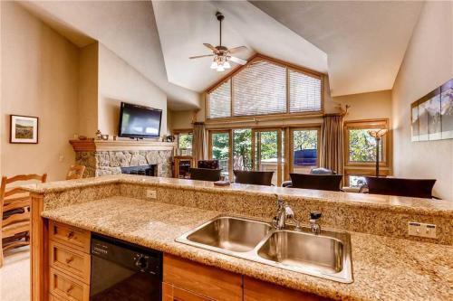 One Breckenridge Place #6 Townhouse