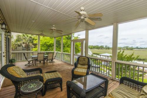 The Good Life Condo