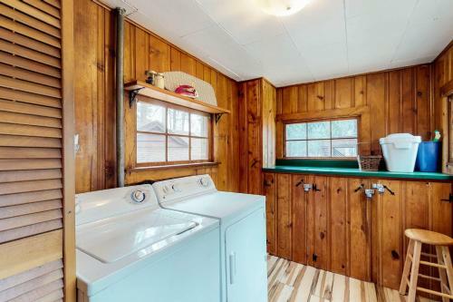 Bear Cabins