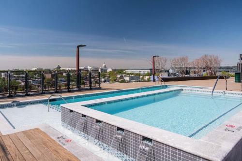 Apartamento Stunning Dc Home W/ Rooftop Pool - Ideal Location!