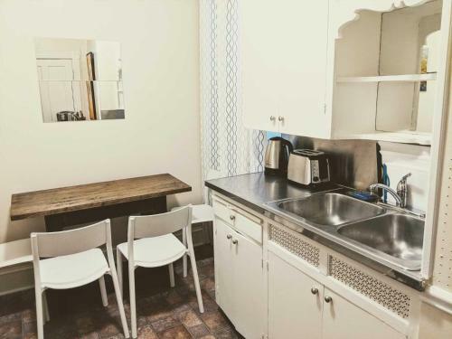 Northwest Apartment #1080 Apts
