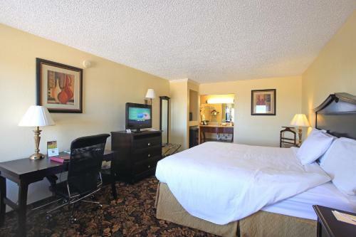 Hotel Plaza Inn Midland