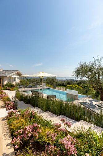 Bed & Breakfast San Colombano Suites