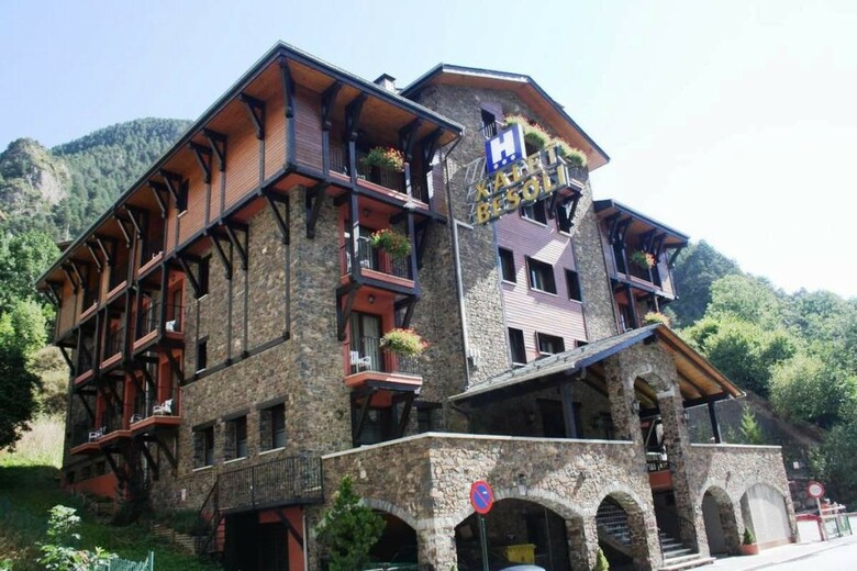 Hotel Xalet Besol�