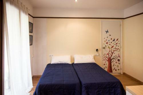 Roca de Malvet Villa Sleeps 6 Pool Wifi