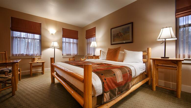 Best Western Plus Plaza Hotel