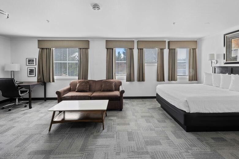 Hotel Best Western Plus Wesley Inn & Suites