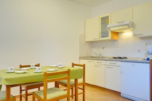 Apartments Ulika