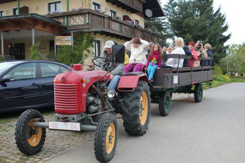 Hostal G�stehaus Regenbogen