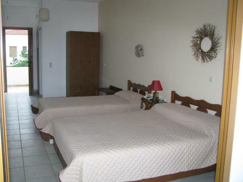Aparthotel Skoutari Beach Hotel