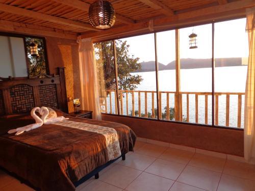 Hotel Caba�as Zirahu�n Cuin