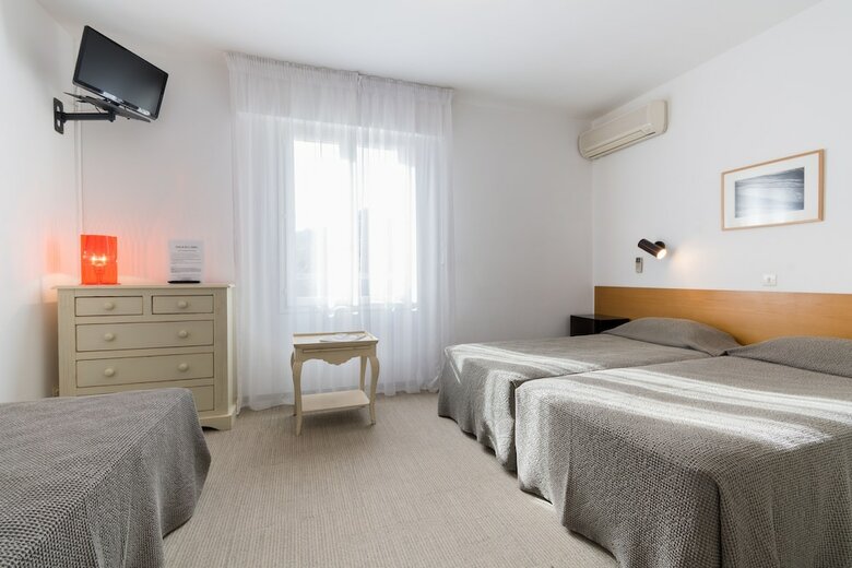 Hotel Cala Di L'oru