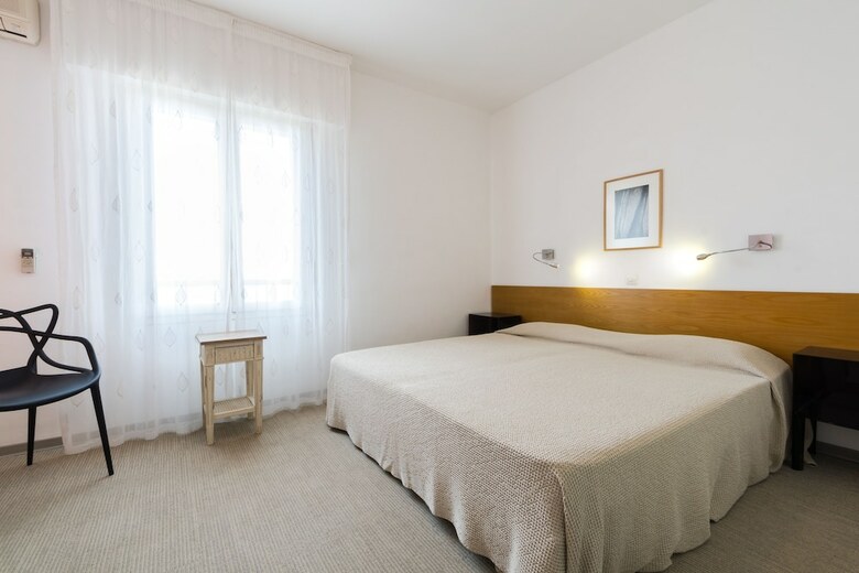 Hotel Cala Di L'oru