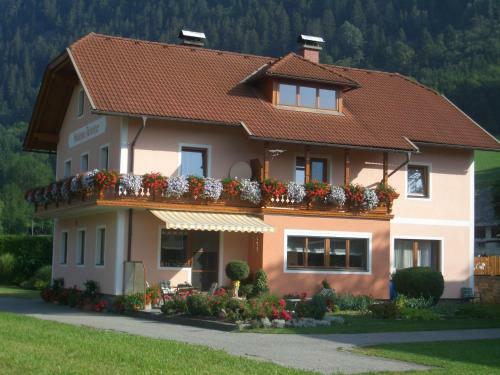 Hostal G�stehaus Feistritzer
