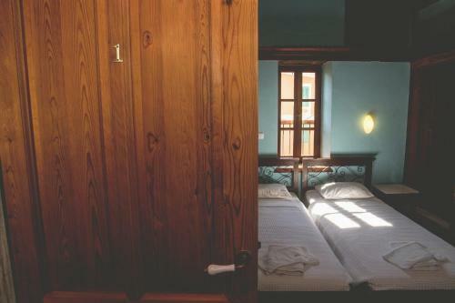Bed & Breakfast Karnayo