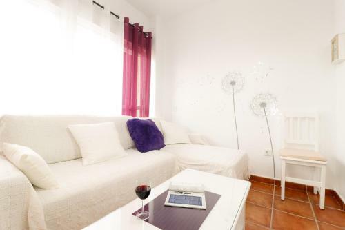 Summerland Apartments Rota