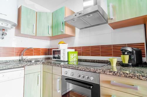 Summerland Apartments Rota