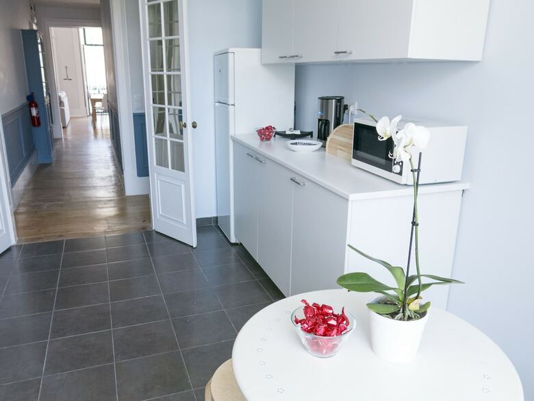 Hostal Lisbon Check-in Guesthouse