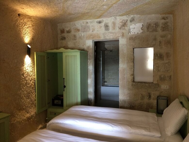 Hotel Acropolis Cave Suite