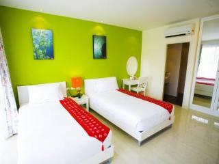 Kata Beach Center Hotel