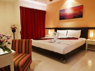 Kata Beach Center Hotel