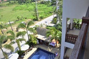 Hotel Baan Chayna Lounge Resort