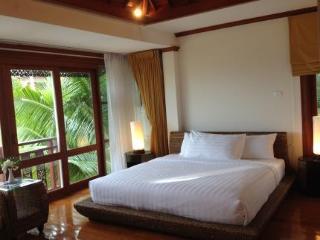 Hotel The Chalet Phuket Resort
