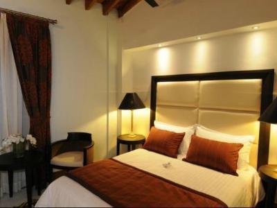 Hotel Boutique Library Hotel Wellness Retreat