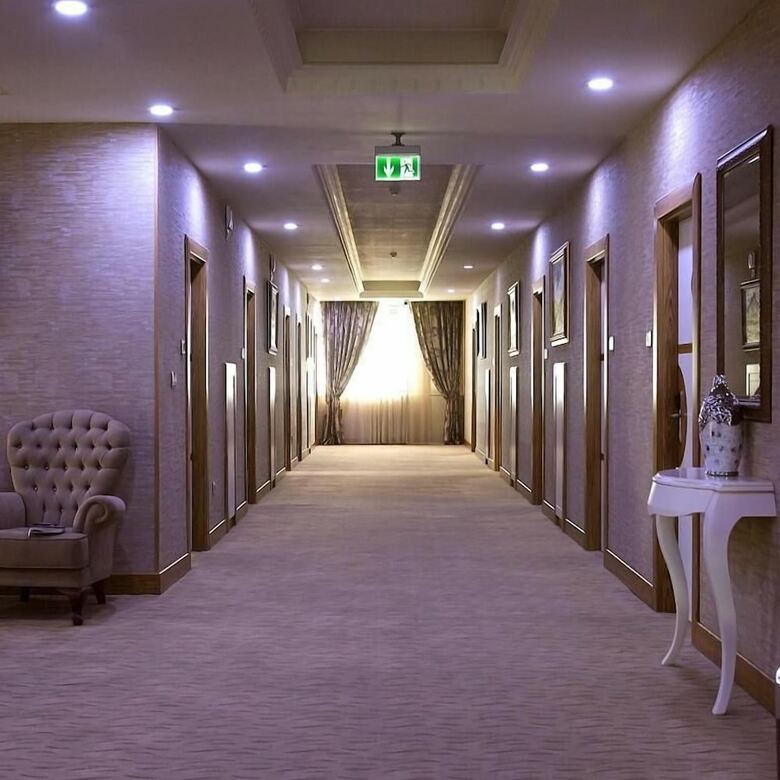 Divan Express Baku Hotel