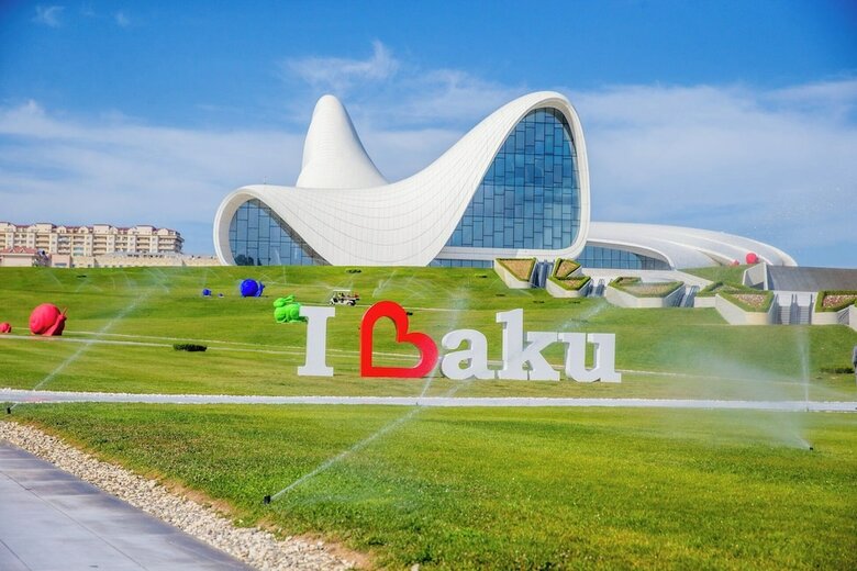 Divan Express Baku Hotel