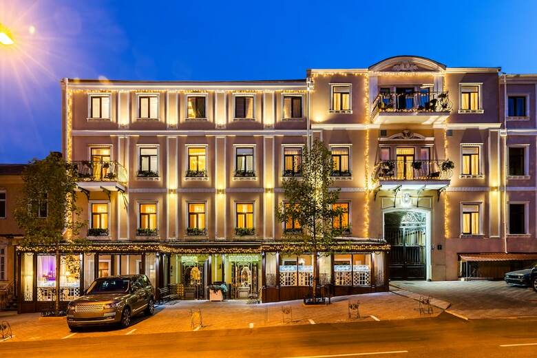 Frederic Koklen Boutique Hotel