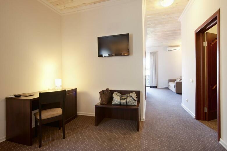 Geneva Resort Hotel
