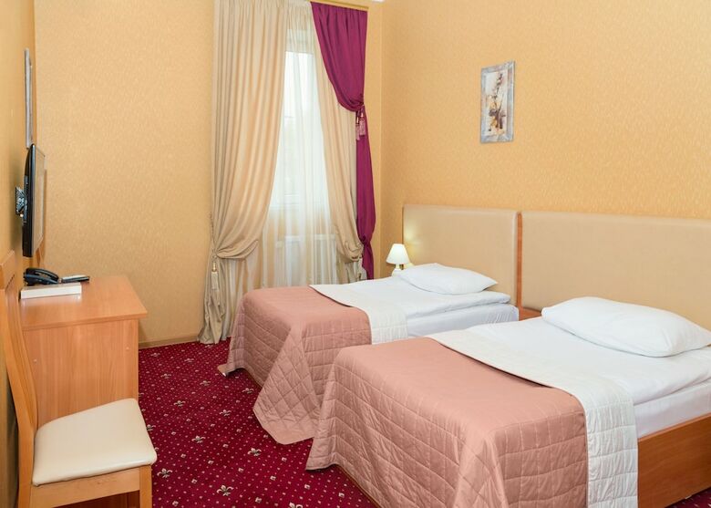 Lermontovskiy Hotel